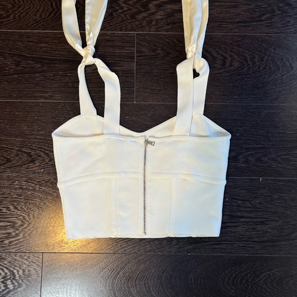 BCBGMAXARIA Bandage Top With Ribbons Size XS - Off White - Picture 3 of 5